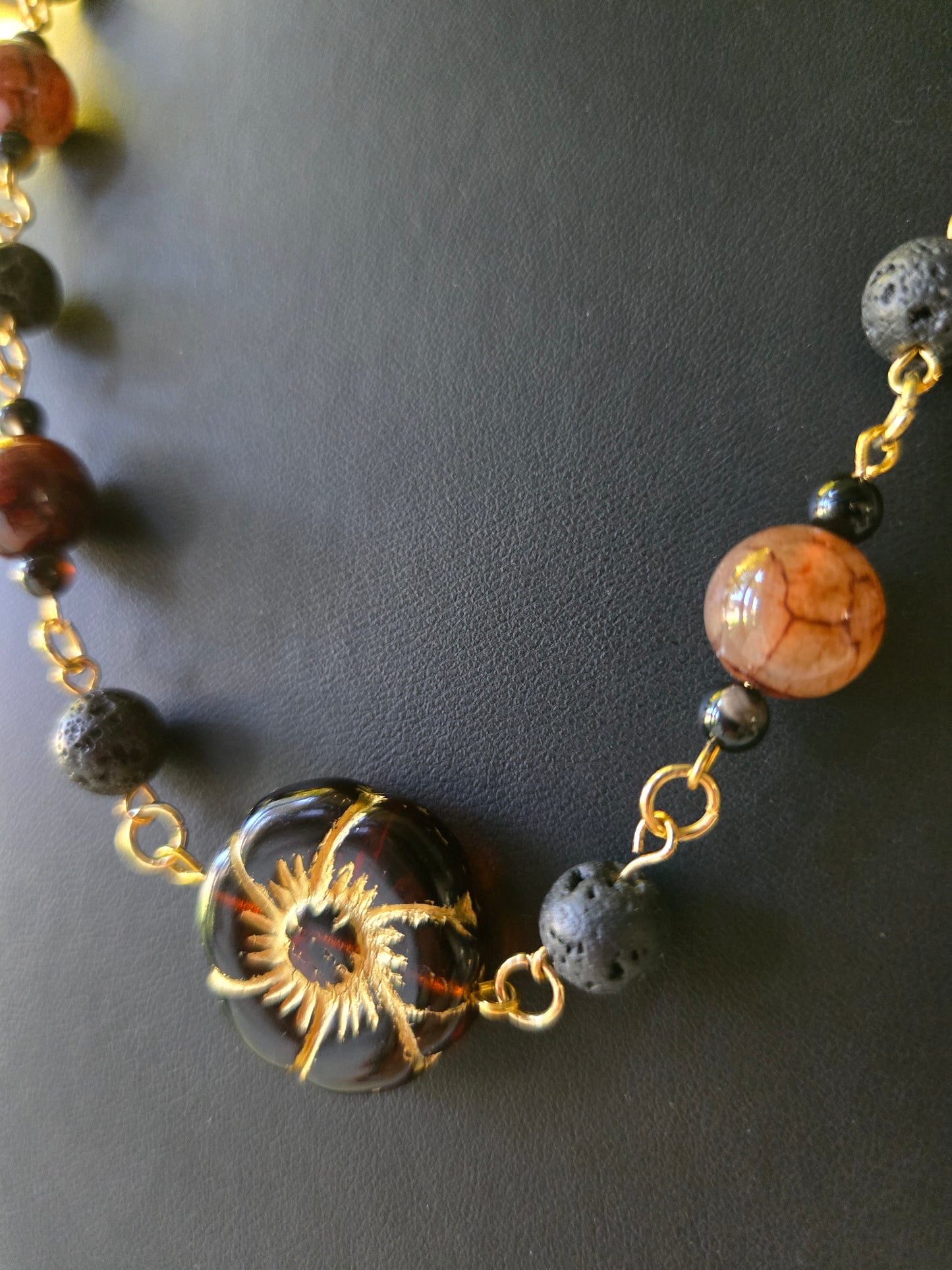 Solar Vein Necklace – Golden Sun & Volcanic Agate Chain