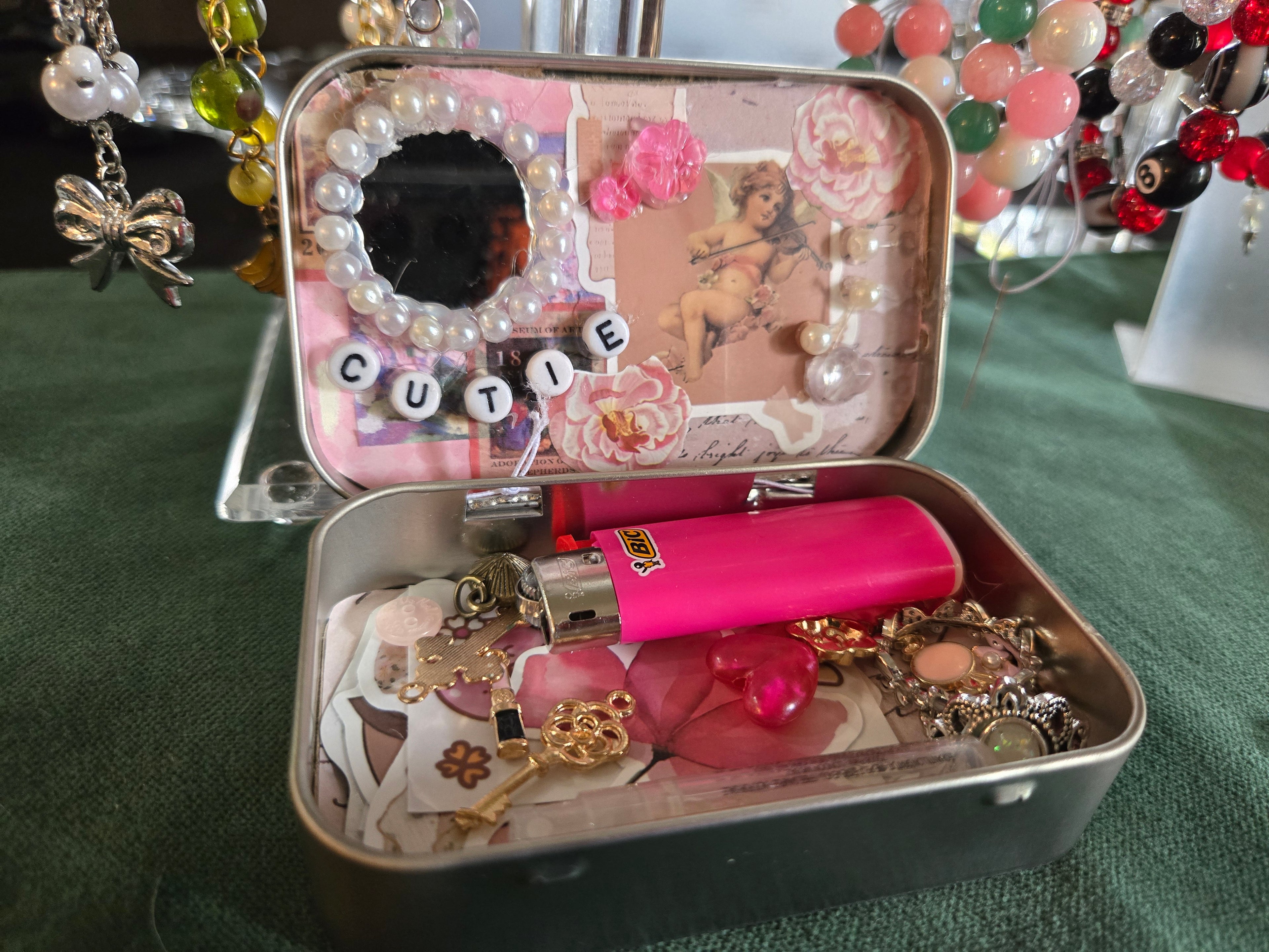 Altoid Vaults – Mini Worlds in a Tin (4 Styles)