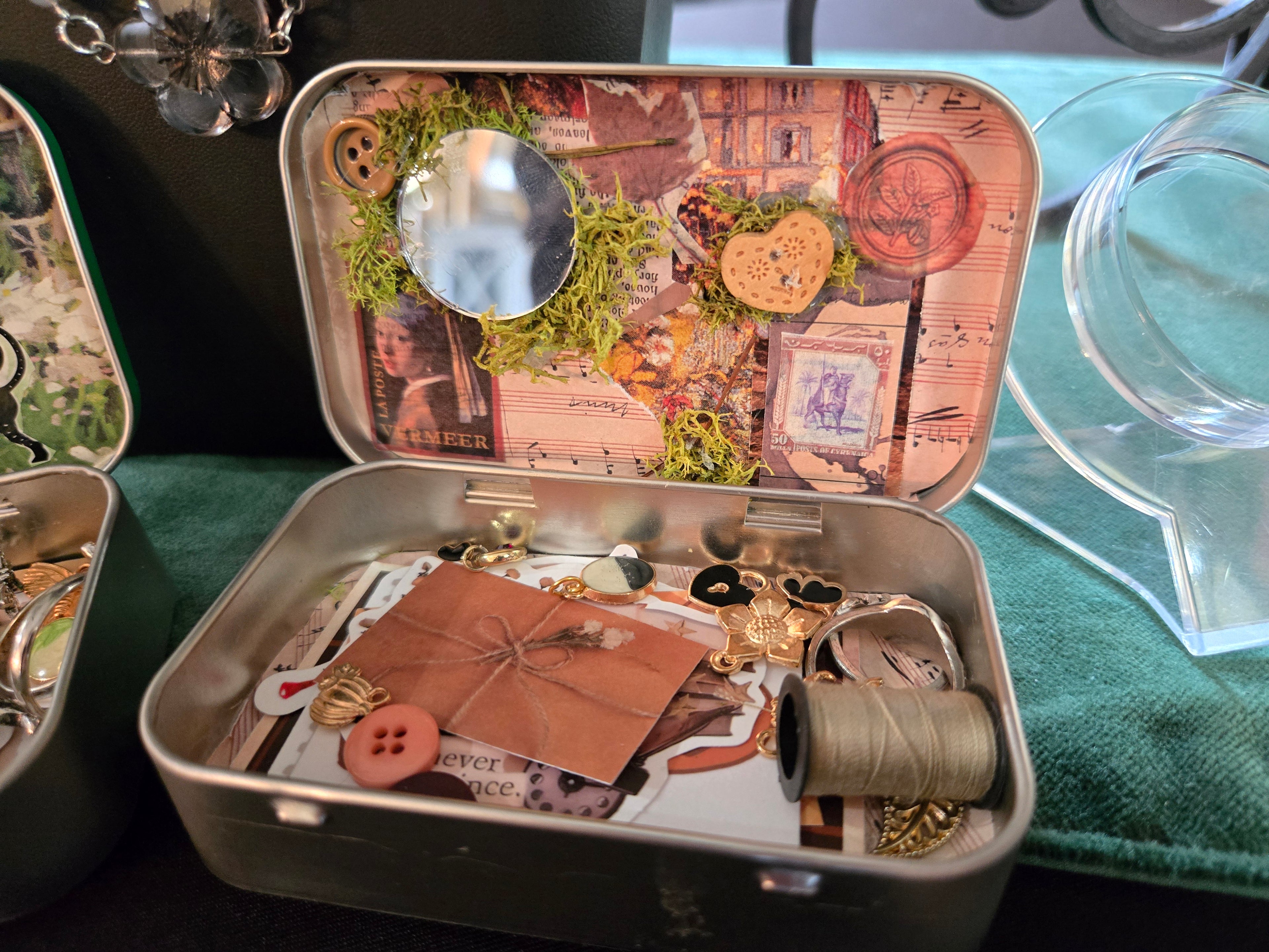 Altoid Vaults – Mini Worlds in a Tin (4 Styles)