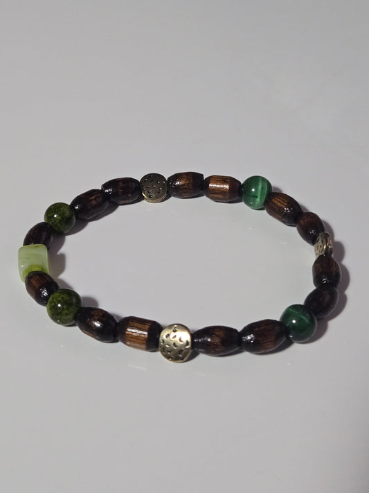 Verdant Grove Bracelet – Darkwood, Jade & Brass Harmony