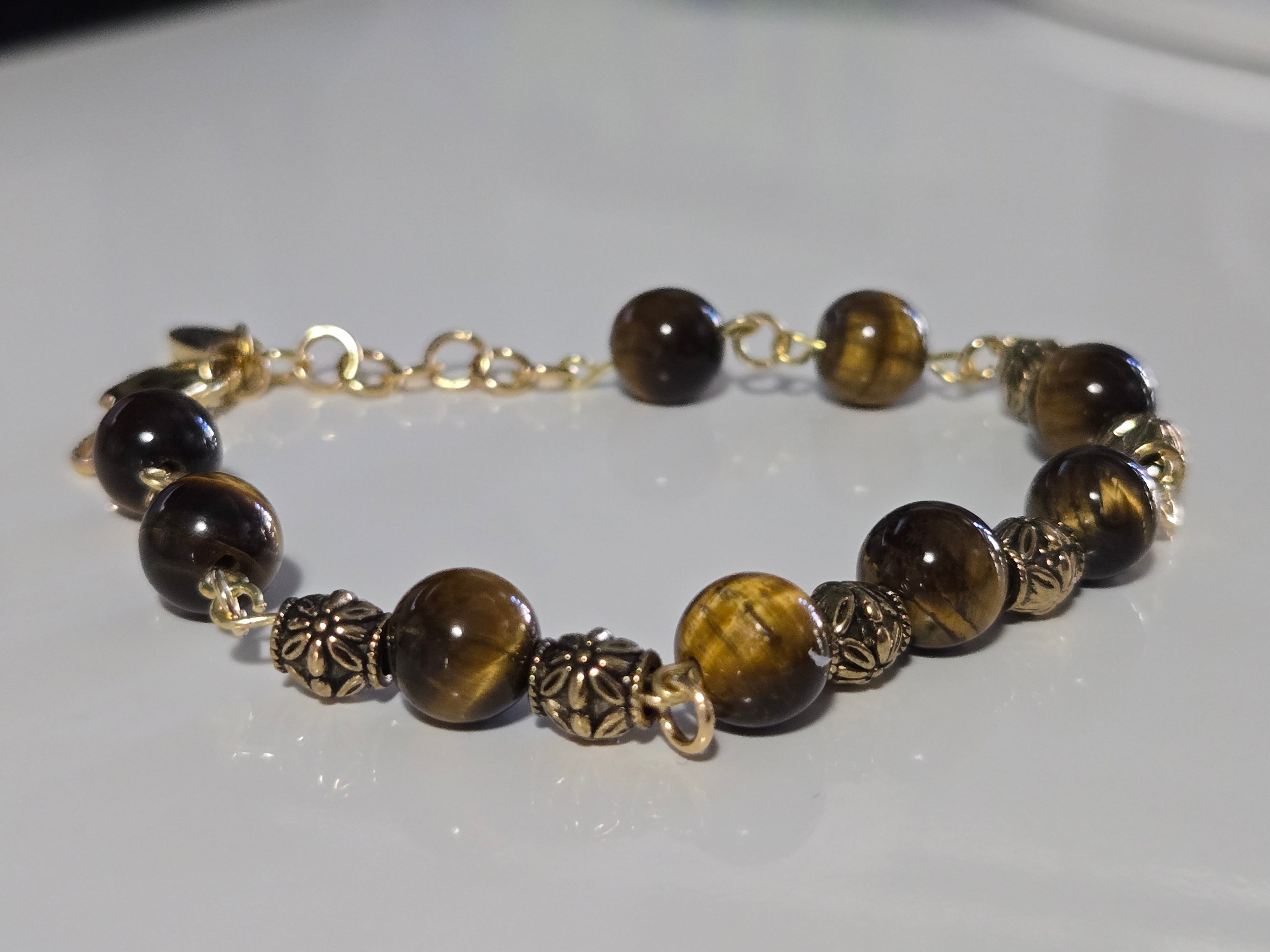 Golden Gaze Bracelet – Tiger’s Eye