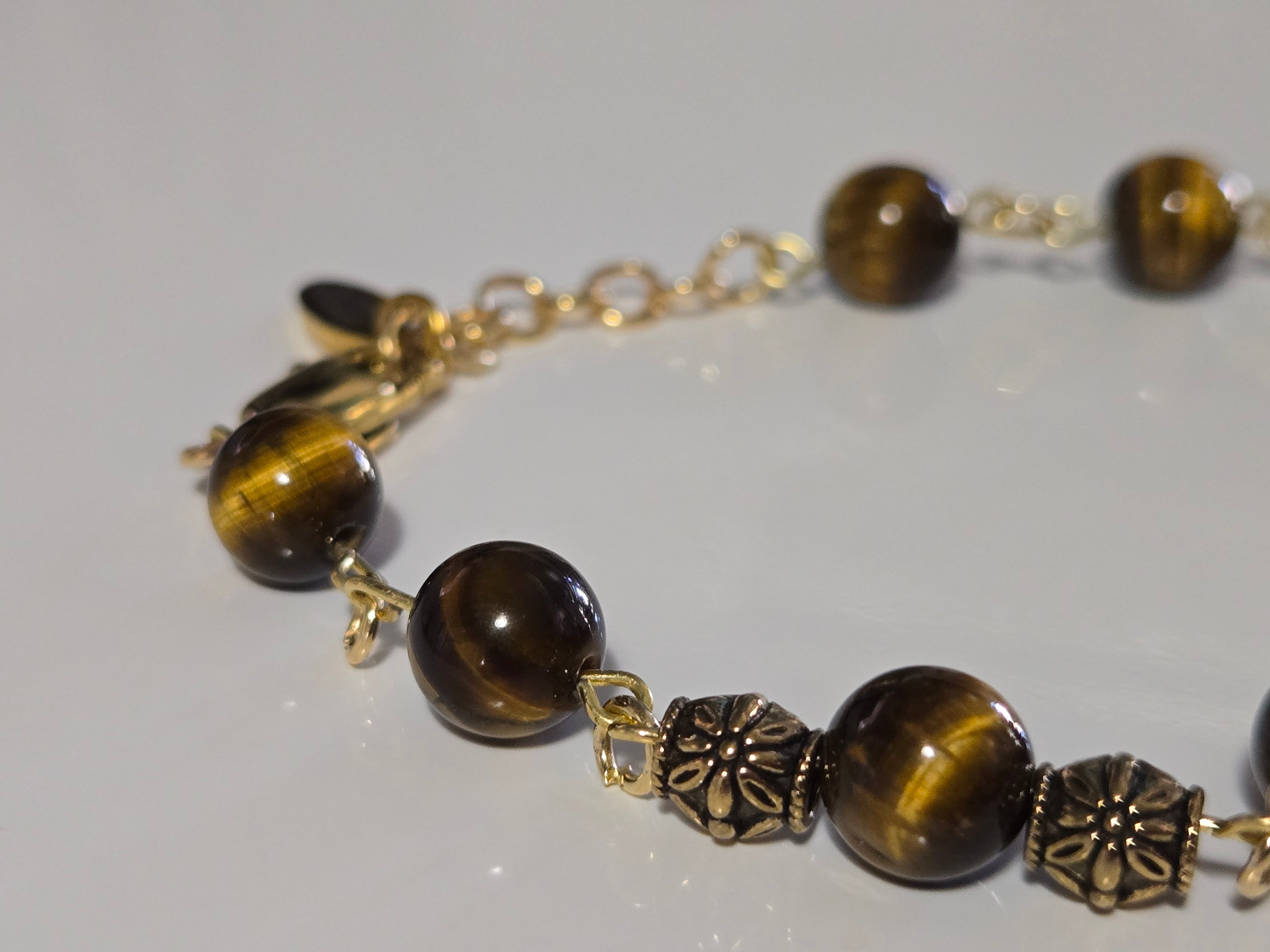 Golden Gaze Bracelet – Tiger’s Eye