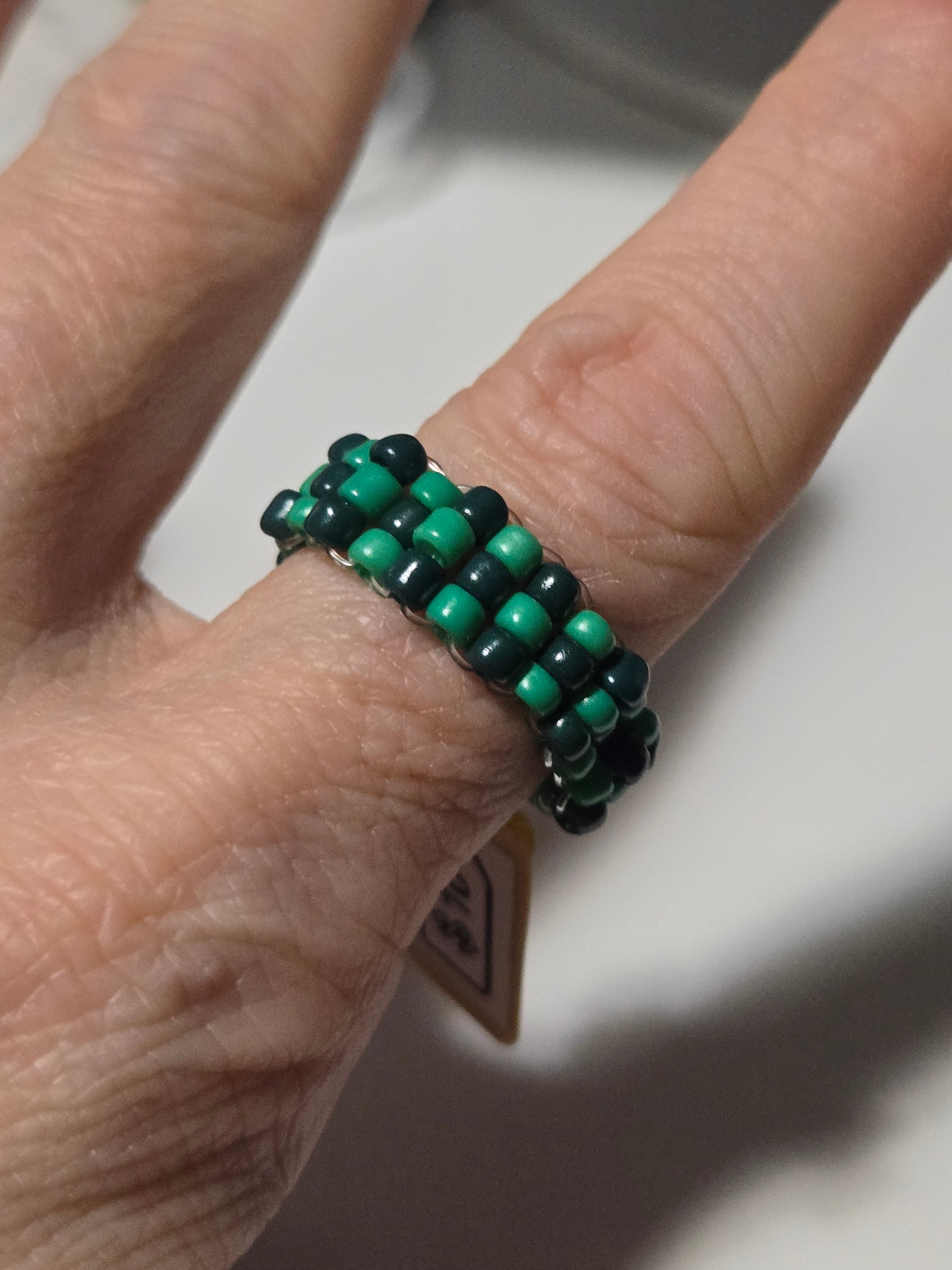 💚 Emerald Weave Ring
