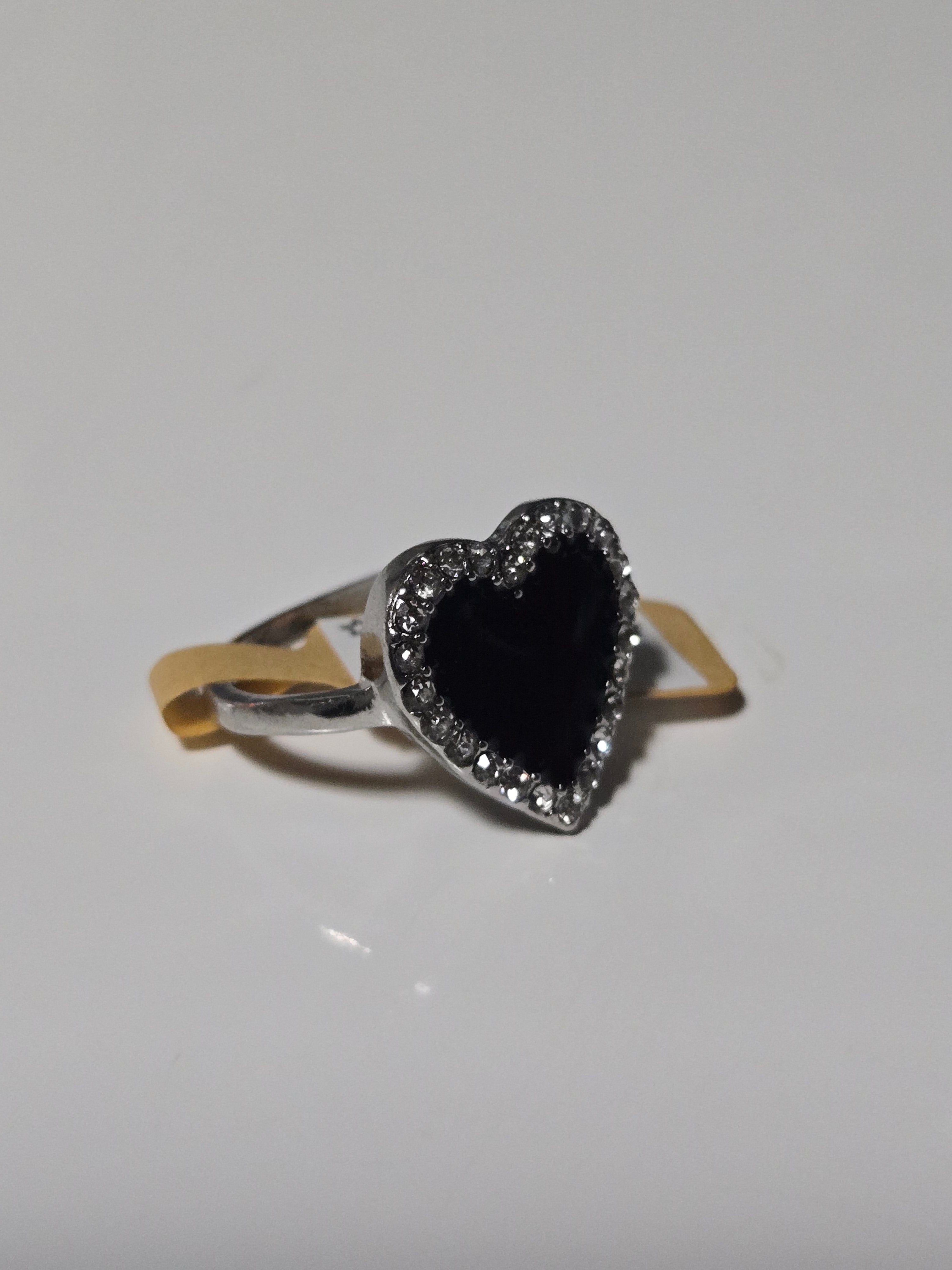 🖤 Midnight Heart Ring